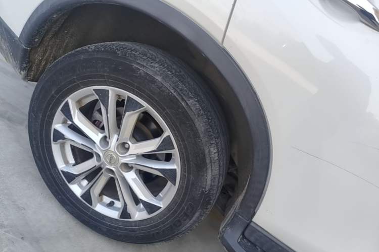 Used Nissan X-Trail 2014 2.0L CVT Comfort Edition 2WD Exterior 5