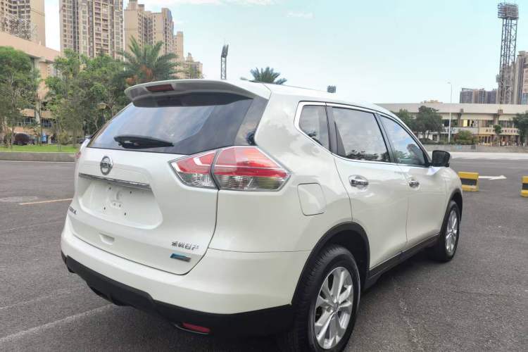 Used Nissan X-Trail 2014 2.0L CVT Comfort Edition 2WD Exterior 6