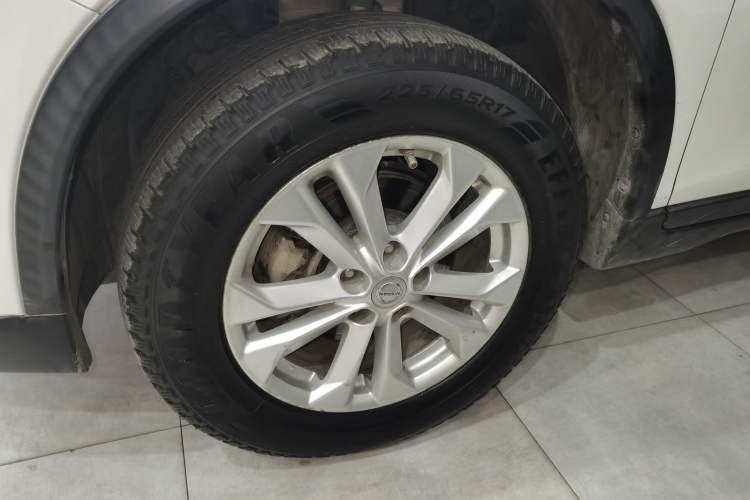 Used Nissan X-Trail 2014 2.0L CVT Comfort Edition 2WD Exterior 7