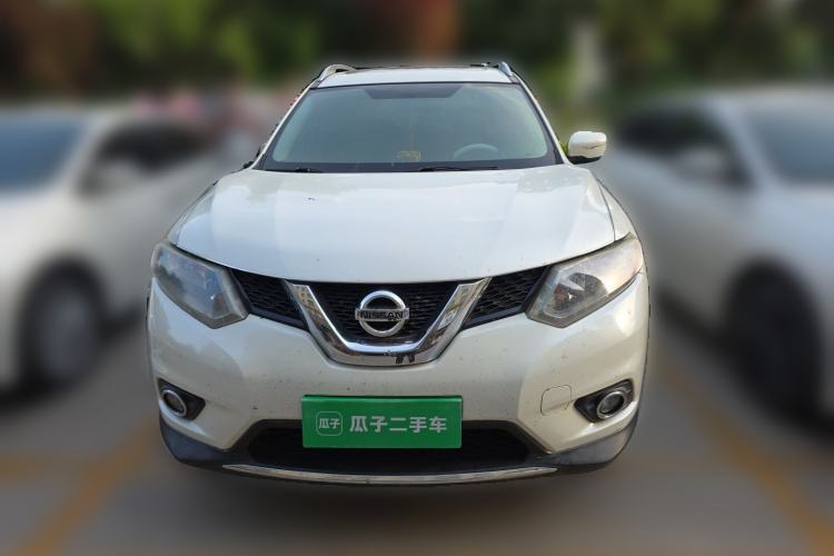 Used Nissan X-Trail 2014 2.5L CVT Leading Edition 4WD Front