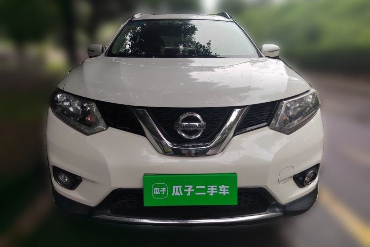 Used Nissan X-Trail 2014 2.5L CVT Luxury Edition 4WD Front