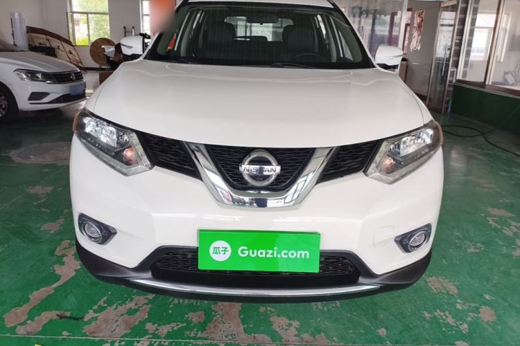 Used Nissan X-Trail 2014 2.5L CVT Luxury Edition 4WD Front