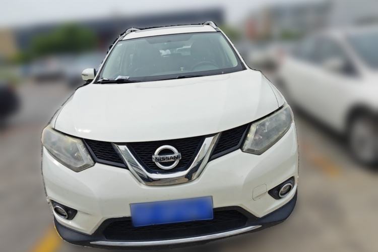 Used Nissan X-Trail 2014 2.5L CVT Luxury Edition 4WD Front