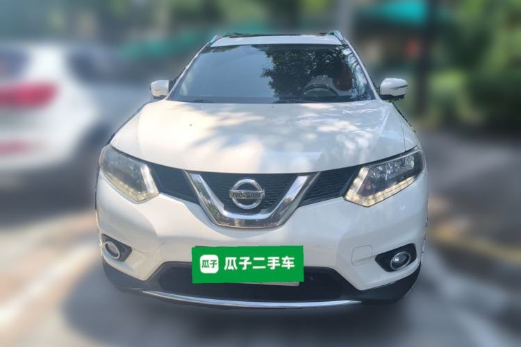 Used Nissan X-Trail 2014 2.5L CVT Luxury Edition 4WD Front