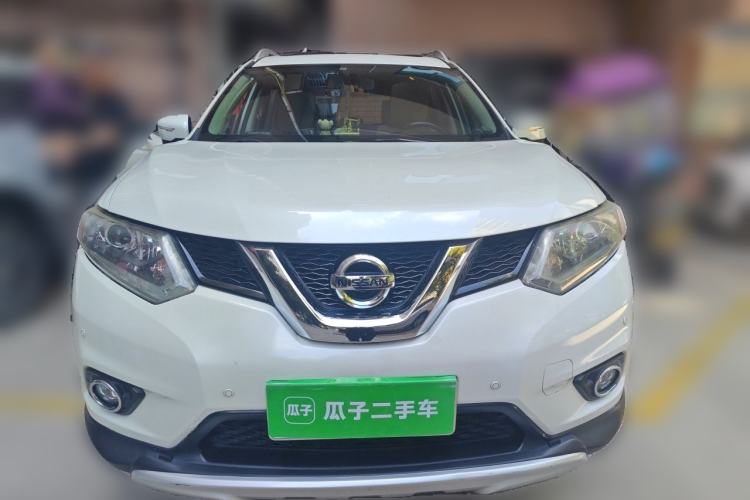 Used Nissan X-Trail 2014 2.5L CVT Luxury Edition 4WD Front