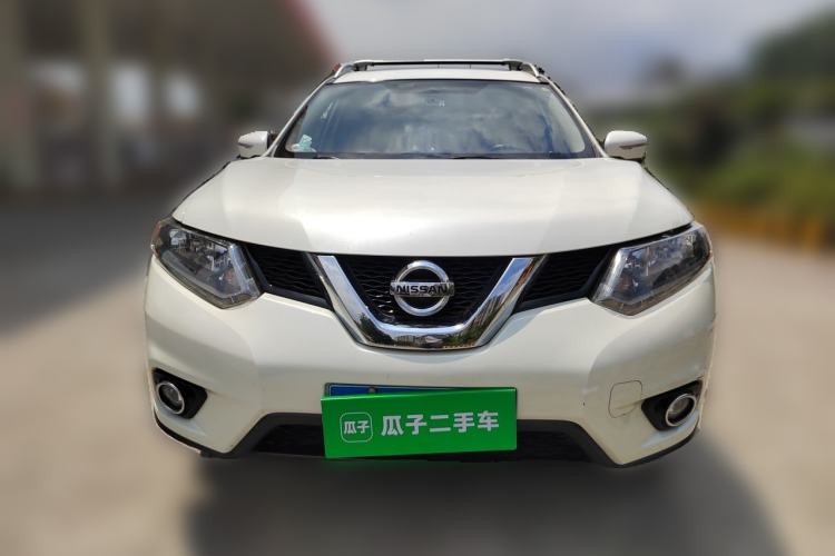 Used Nissan X-Trail 2014 2.5L CVT Luxury Edition 4WD Front