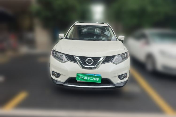 Used Nissan X-Trail 2014 2.5L CVT Luxury Edition 4WD Front
