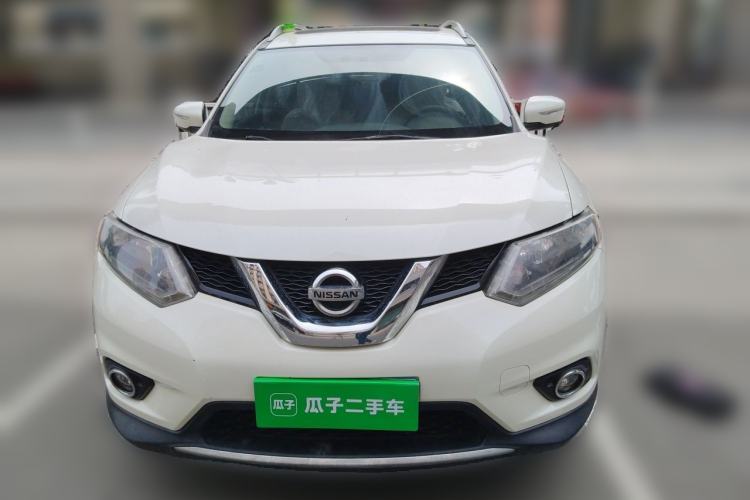 Used Nissan X-Trail 2014 2.5L CVT Luxury Edition 4WD Front