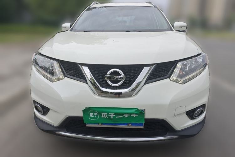 Used Nissan X-Trail 2014 2.5L CVT Luxury Edition 4WD Front