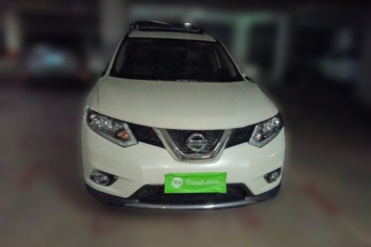 Used Nissan X-Trail 2014 2.5L CVT Luxury Edition 4WD Front