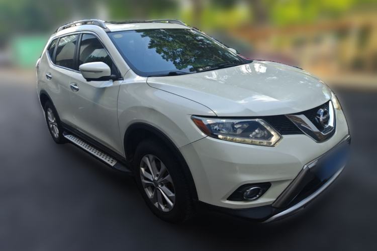 Used Nissan X-Trail 2014 2.5L CVT Luxury Edition 4WD Front Right 45 Deg