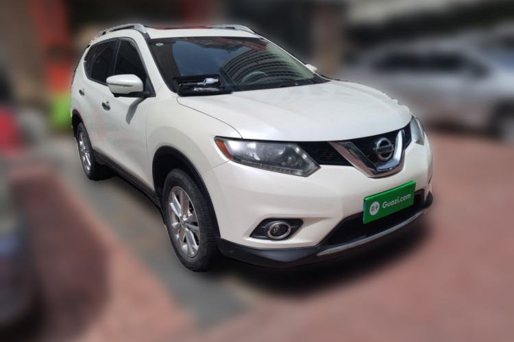 Used Nissan X-Trail 2014 2.0L CVT Comfort Edition 2WD Front Right 45 Deg