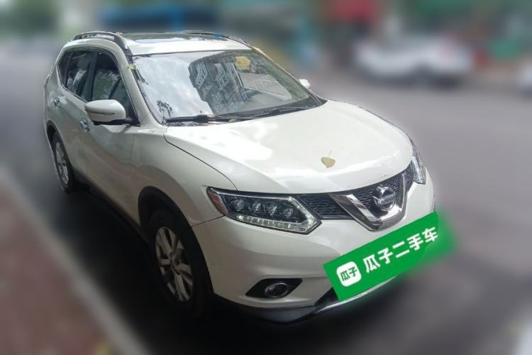 Used Nissan X-Trail 2014 2.5L CVT Luxury Edition 4WD Front Right 45 Deg