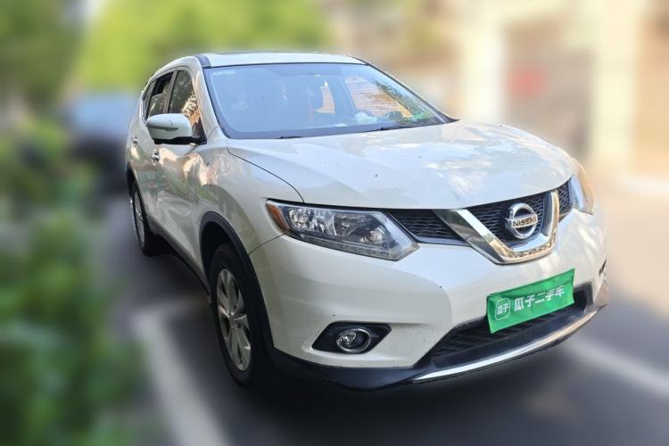 Used Nissan X-Trail 2014 2.0L CVT Comfort Edition 2WD Front Right 45 Deg