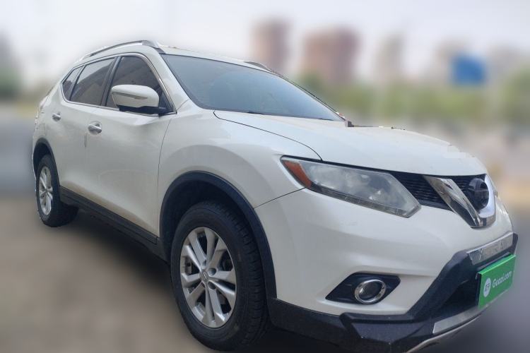 Used Nissan X-Trail 2014 2.0L CVT Comfort Edition 2WD Front Right 45 Deg