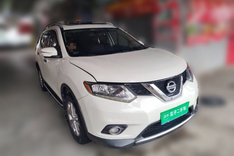 Used Nissan X-Trail 2014 2.0L CVT Comfort Edition 2WD Front Right 45 Deg