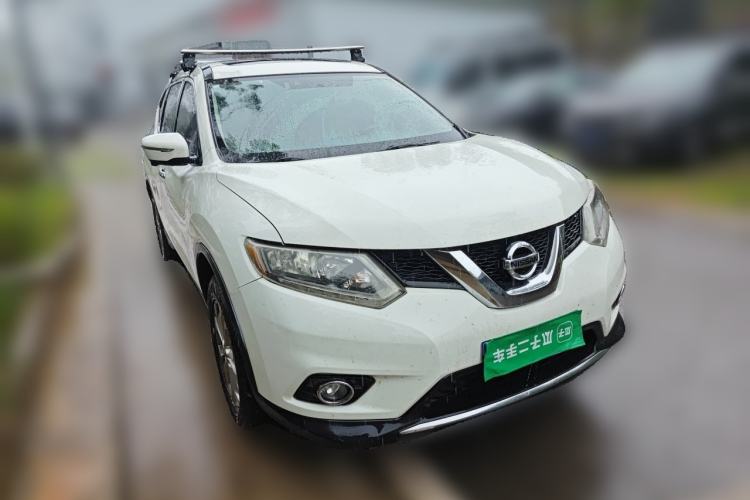 Used Nissan X-Trail 2014 2.0L CVT Comfort Edition 2WD Front Right 45 Deg