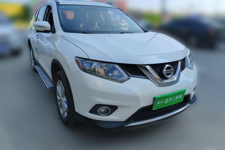 Used Nissan X-Trail 2014 2.0L CVT Comfort Edition 2WD Front Right 45 Deg