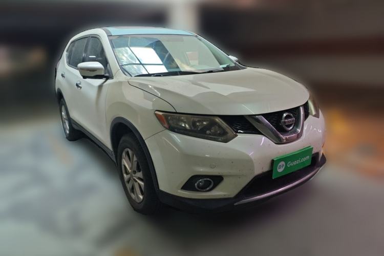 Used Nissan X-Trail 2014 2.0L CVT Smart Edition 2WD Front Right 45 Deg