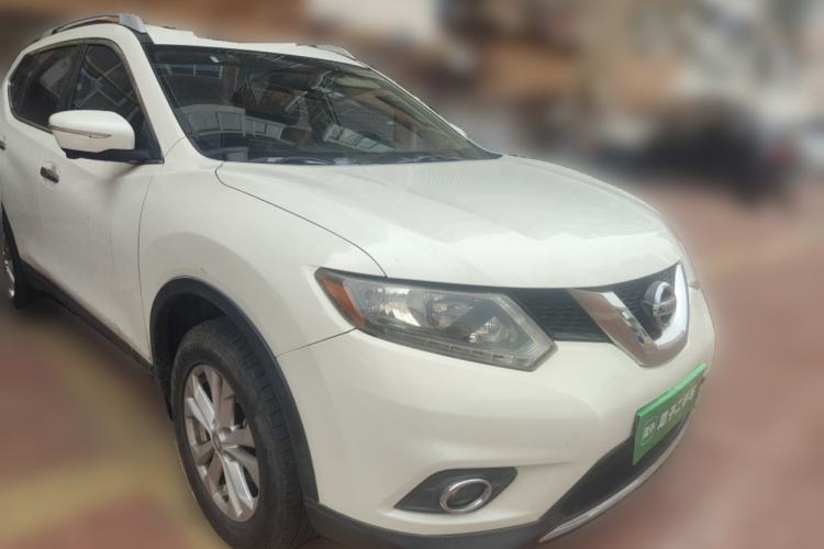Used Nissan X-Trail 2014 2.0L CVT Comfort Edition 2WD Front Right 45 Deg