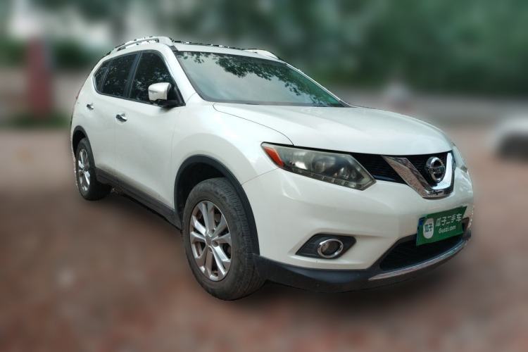Used Nissan X-Trail 2014 2.0L CVT Comfort Edition 2WD Front Right 45 Deg