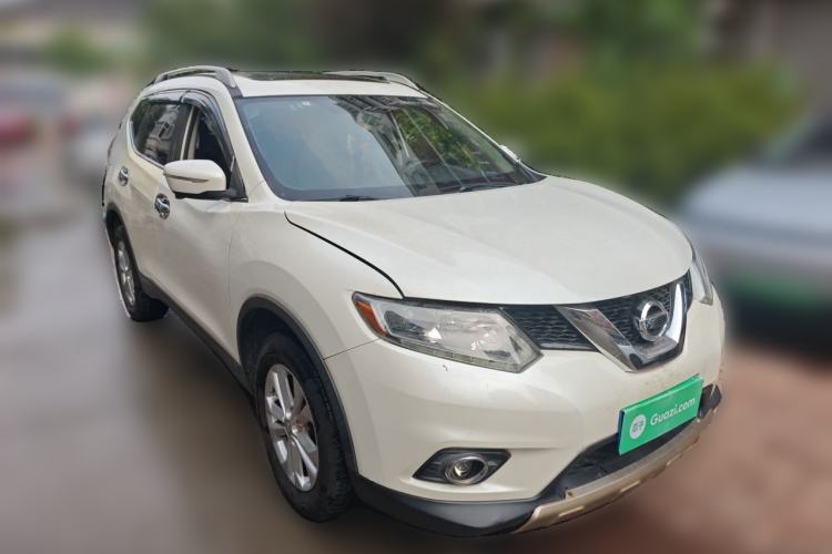 Used Nissan X-Trail 2014 2.0L CVT Comfort Edition 2WD Front Right 45 Deg