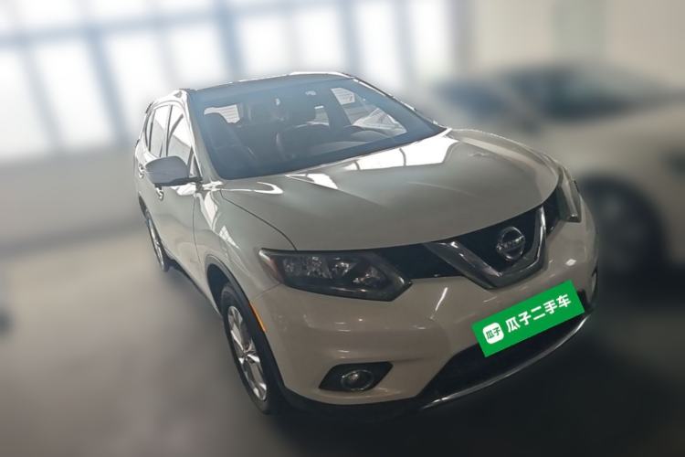 Used Nissan X-Trail 2014 2.0L CVT Comfort Edition 2WD Front Right 45 Deg