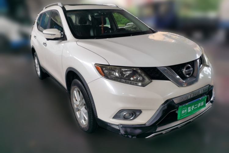 Used Nissan X-Trail 2014 2.0L CVT Comfort Edition 2WD Front Right 45 Deg