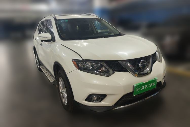 Used Nissan X-Trail 2014 2.0L CVT Comfort Edition 2WD Front Right 45 Deg