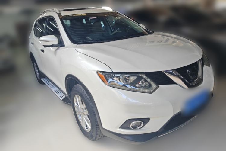Used Nissan X-Trail 2014 2.0L CVT Comfort Edition 2WD Front Right 45 Deg