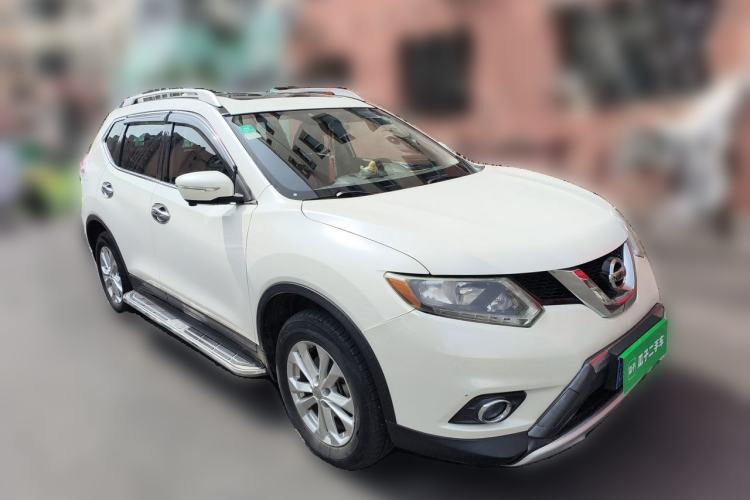 Used Nissan X-Trail 2014 2.0L CVT Comfort Edition 2WD Front Right 45 Deg