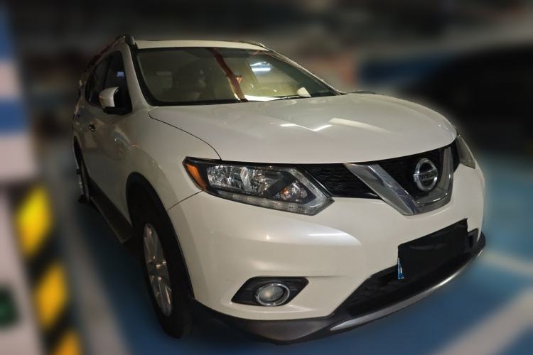 Used Nissan X-Trail 2014 2.0L CVT Comfort Edition 2WD Front Right 45 Deg