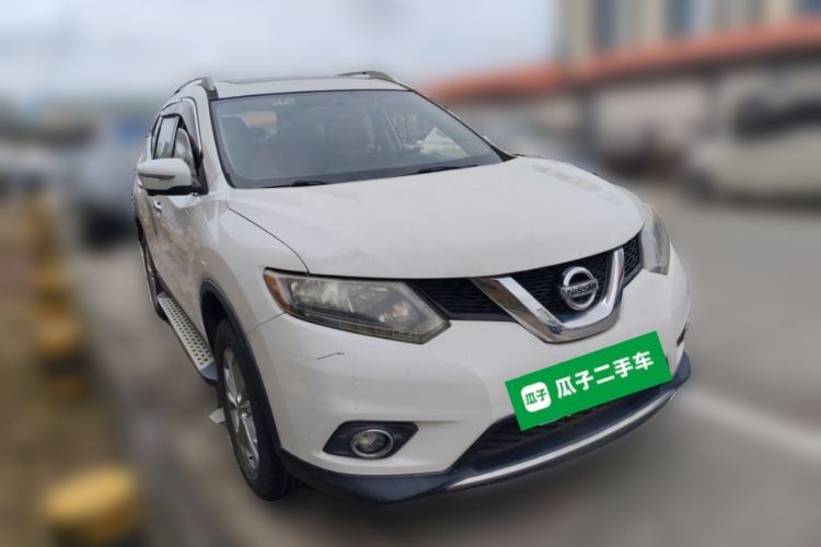 Used Nissan X-Trail 2014 2.0L CVT Comfort Edition 2WD Front Right 45 Deg