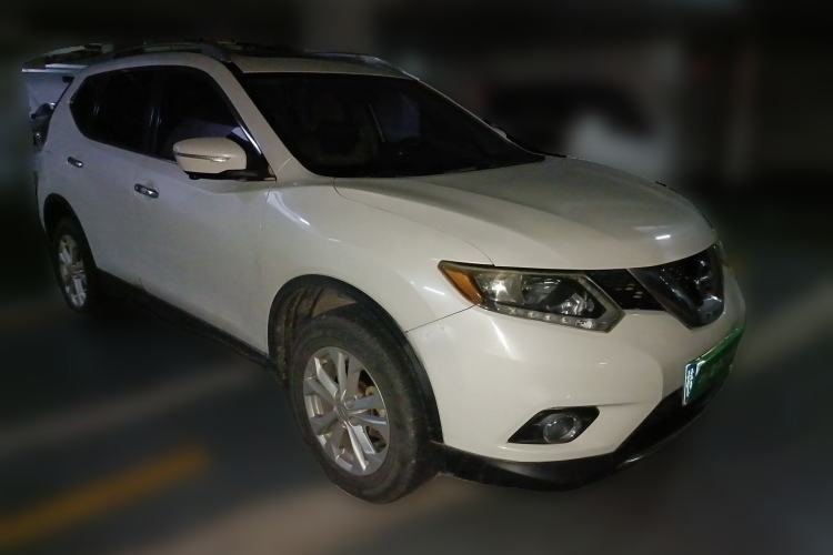 Used Nissan X-Trail 2014 2.0L CVT Comfort Edition 2WD Front Right 45 Deg