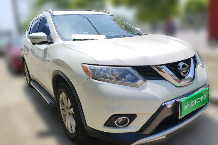 Used Nissan X-Trail 2014 2.0L CVT Comfort Edition 2WD Front Right 45 Deg