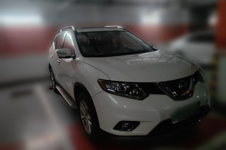 Used Nissan X-Trail 2014 2.0L CVT Comfort Edition 2WD Front Right 45 Deg
