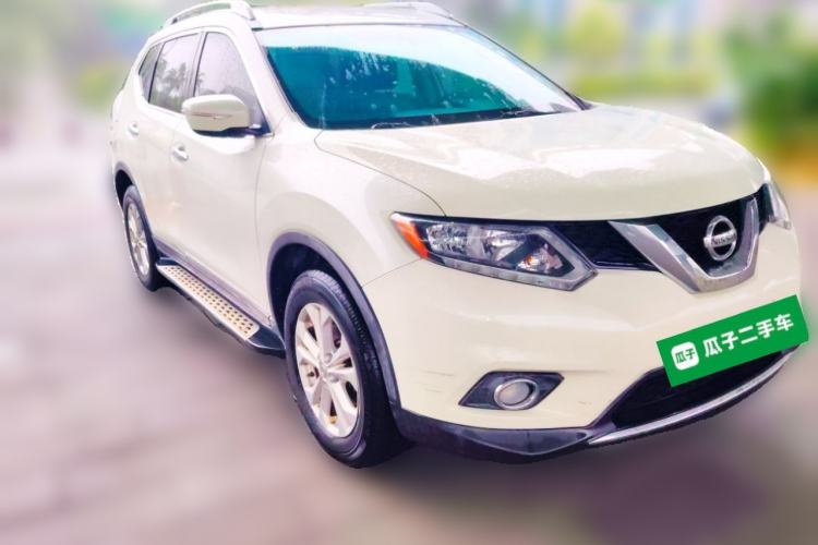 Used Nissan X-Trail 2014 2.0L CVT Fashion Edition 2WD Front Right 45 Deg