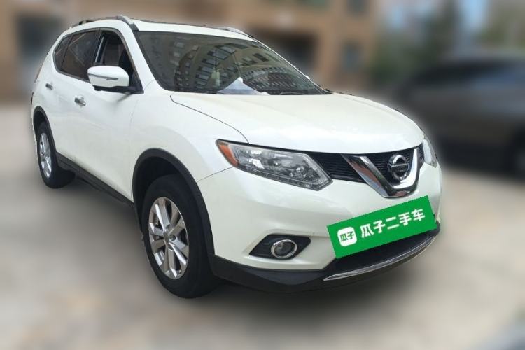Used Nissan X-Trail 2014 2.0L CVT Comfort Edition 2WD Front Right 45 Deg