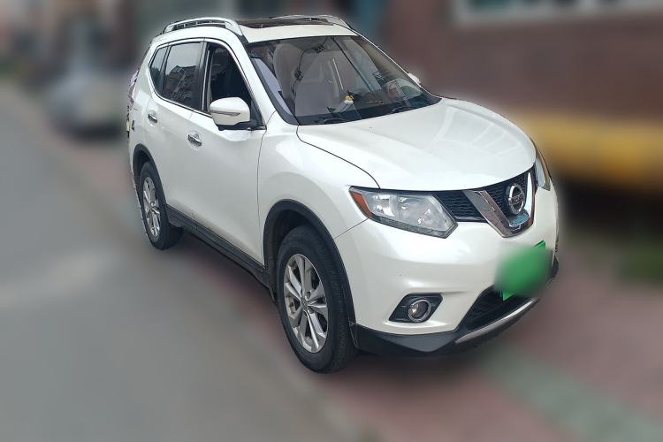 Used Nissan X-Trail 2014 2.5L CVT Luxury Edition 4WD Front Right 45 Deg