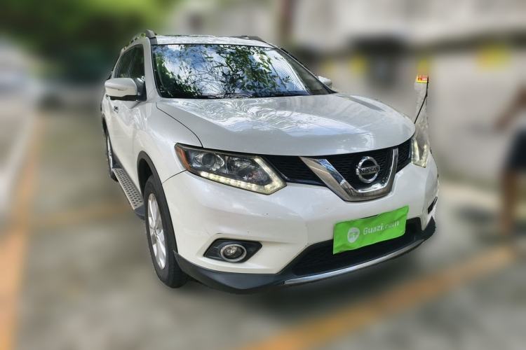 Used Nissan X-Trail 2014 2.0L CVT Comfort Edition 2WD Front Right 45 Deg