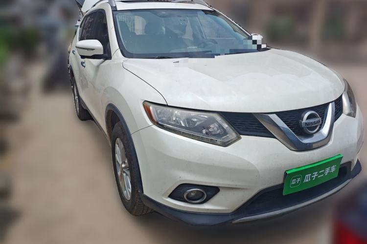 Used Nissan X-Trail 2014 2.0L CVT Smart Edition 2WD Front Right 45 Deg