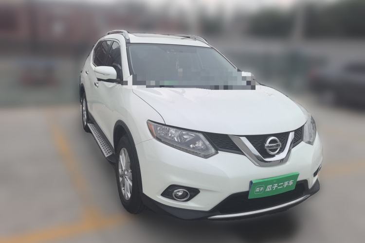 Used Nissan X-Trail 2014 2.5L CVT Luxury Edition 4WD Front Right 45 Deg