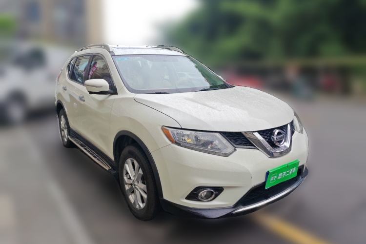 Used Nissan X-Trail 2014 2.0L CVT Comfort Edition 2WD Front Right 45 Deg