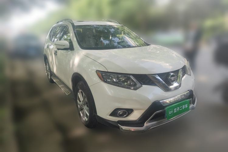 Used Nissan X-Trail 2014 2.0L CVT Comfort Edition 2WD Front Right 45 Deg