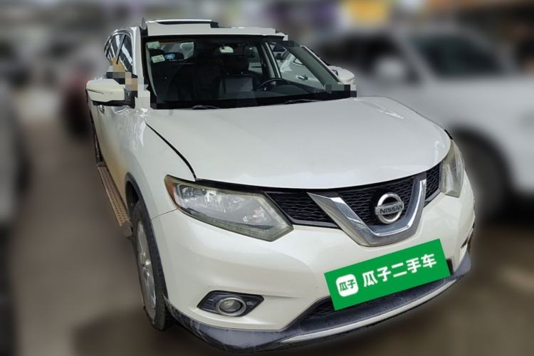 Used Nissan X-Trail 2014 2.0L CVT Comfort Edition 2WD Front Right 45 Deg