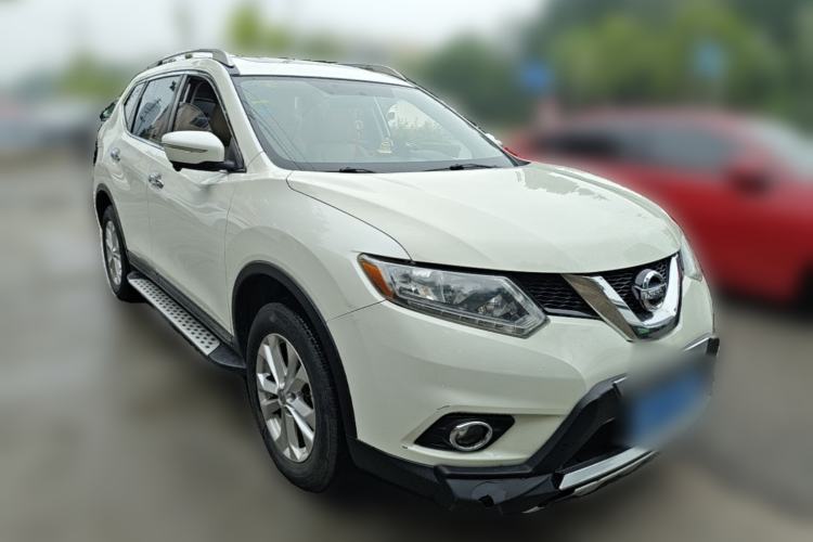 Used Nissan X-Trail 2014 2.0L CVT Comfort Edition 2WD Front Right 45 Deg