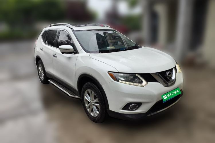 Used Nissan X-Trail 2014 2.0L CVT Comfort Edition 2WD Front Right 45 Deg