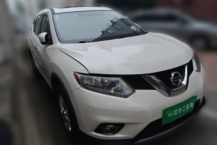 Used Nissan X-Trail 2014 2.0L CVT Comfort Edition 2WD Front Right 45 Deg