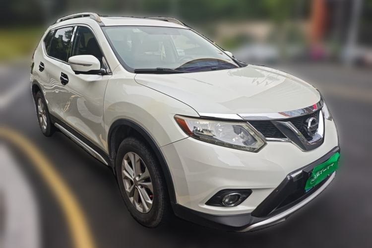 Used Nissan X-Trail 2014 2.5L CVT Luxury Edition 4WD Front Right 45 Deg