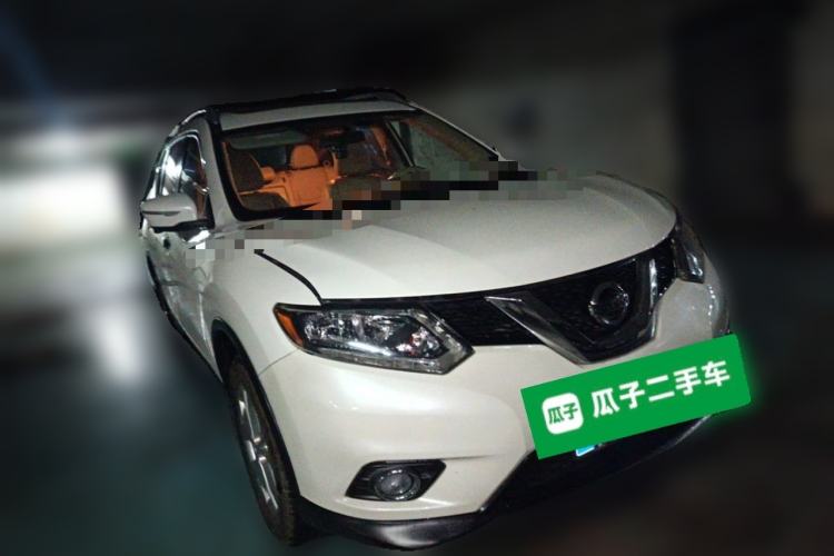 Used Nissan X-Trail 2014 2.5L CVT Luxury Edition 4WD Front Right 45 Deg